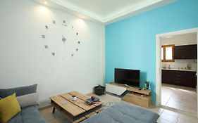 Nikea Apartment Near Piraeus Port And Metro St I